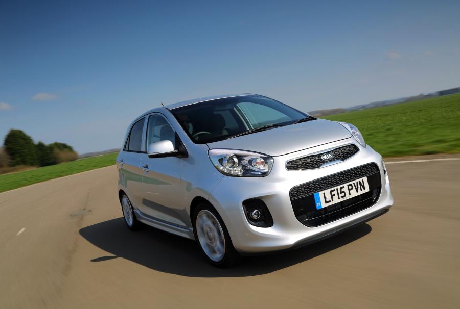  Kia Picanto EcoDynamics 5-Door 2015 года  (UK) (фото 17 из 21)